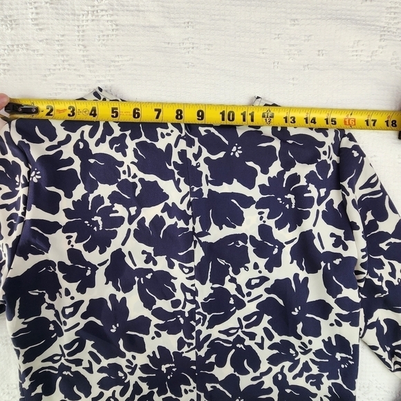 Zara Blue and White Floral Bell Sleeve Dress Size Small - Picture 6 of 9